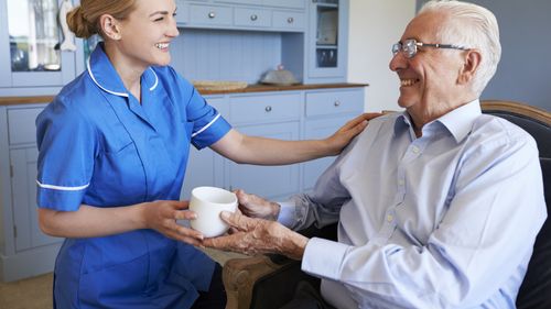 How to find a good home care plan: comprehensive tips